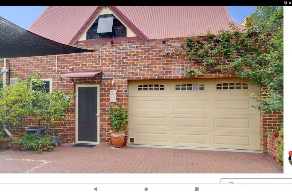 Snow-White'S 2 Bedroom City Heart Cottage In Perth 6000 외부 사진