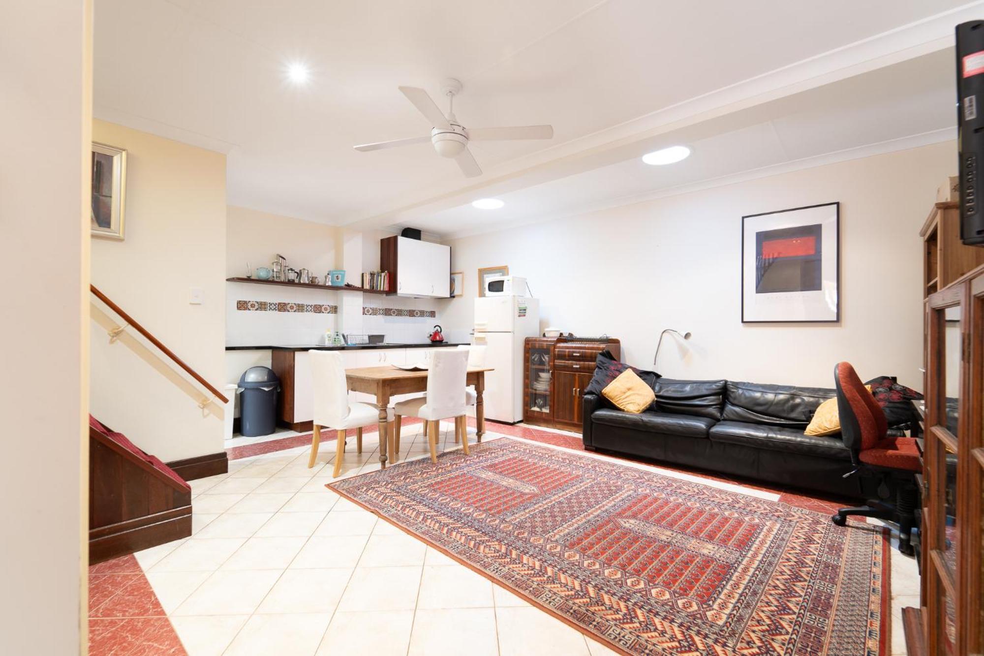 Snow-White'S 2 Bedroom City Heart Cottage In Perth 6000 외부 사진